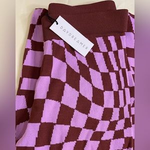 DAYDREAMER Knit Pants, Magenta Wave, Checkered Pattern, Size Medium, NWT